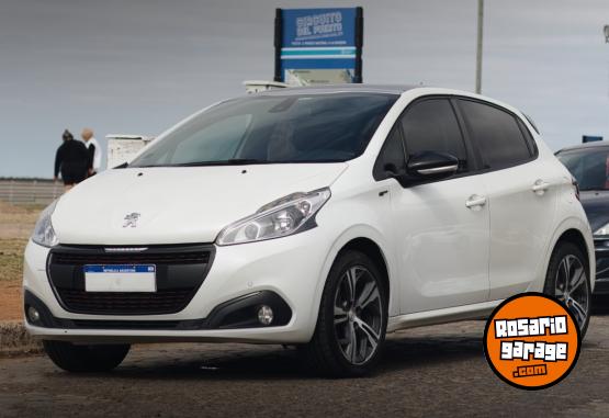 Autos - Peugeot 208 Gt 2016 Nafta 890000Km - En Venta