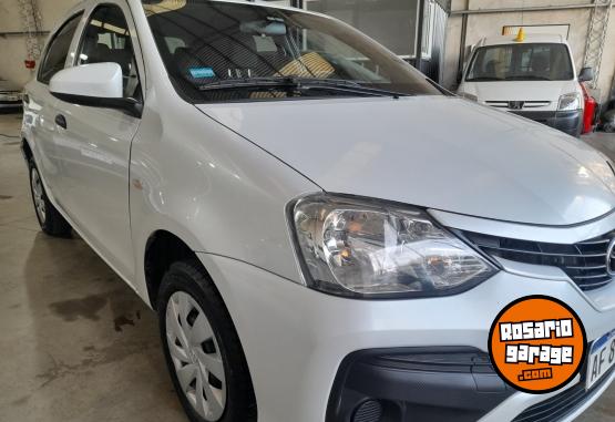 Autos - Toyota Etios 2023 Nafta 58000Km - En Venta