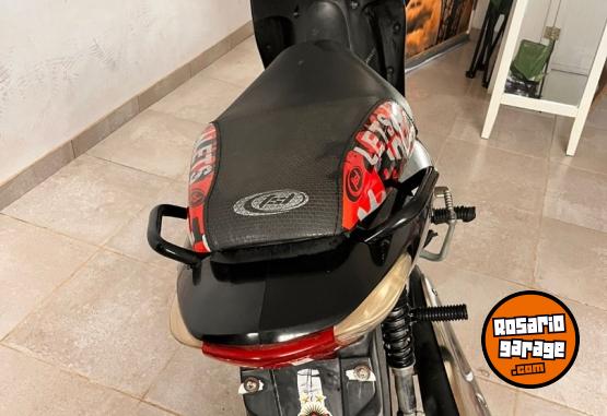 Motos - Honda Biz 2014 Nafta 10900Km - En Venta