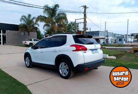 Autos - Peugeot 2008 ALlure 1.6N 2020 Nafta 105000Km - En Venta