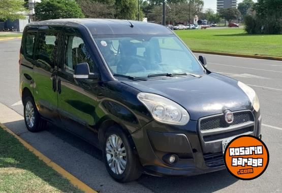 Utilitarios - Fiat Doblo 2014 Nafta 120400Km - En Venta