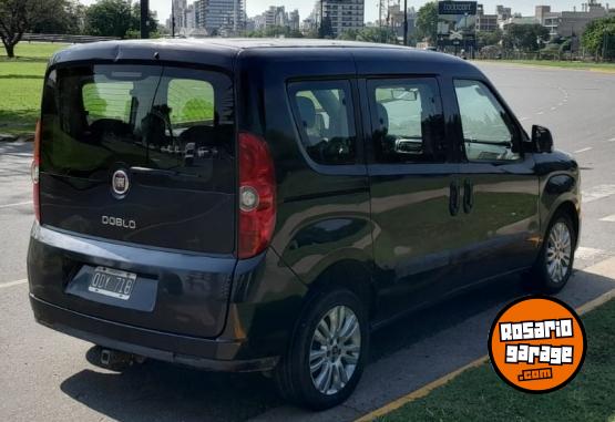 Utilitarios - Fiat Doblo 2014 Nafta 120400Km - En Venta