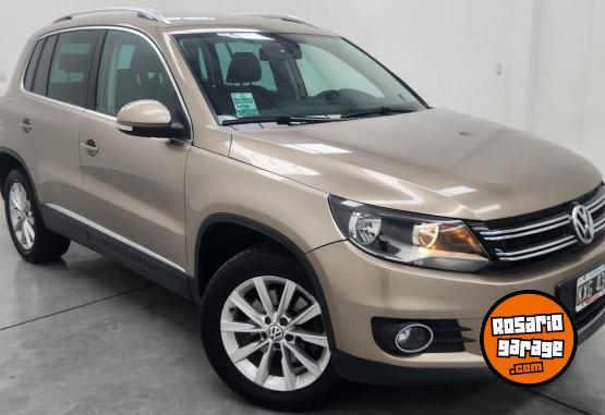 Autos - Volkswagen Tiguan bora vento 2012 Nafta 170000Km - En Venta