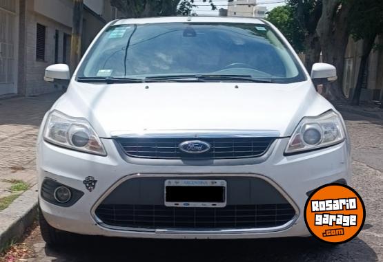 Autos - Ford Focus II Ghia 2012 Nafta 123000Km - En Venta