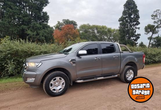 Camionetas - Ford Ranger 2017 Diesel 120000Km - En Venta