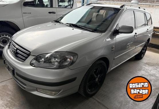 Autos - Toyota Fielder 2004 Nafta 170000Km - En Venta