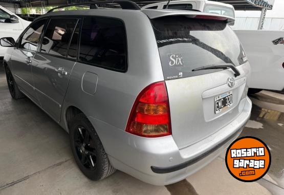 Autos - Toyota Fielder 2004 Nafta 170000Km - En Venta