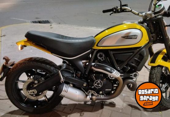 Motos - Ducati Scramble Icon 800 2023 Nafta 6000Km - En Venta