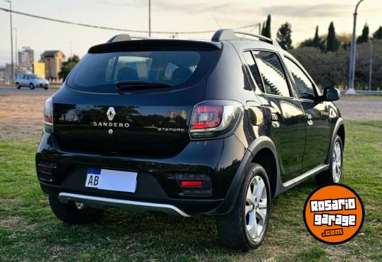 Autos - Renault SANDERO STEPWAY 2017 GNC 96000Km - En Venta