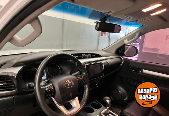 Camionetas - Toyota HILUX SRX 2016 Diesel 210000Km - En Venta