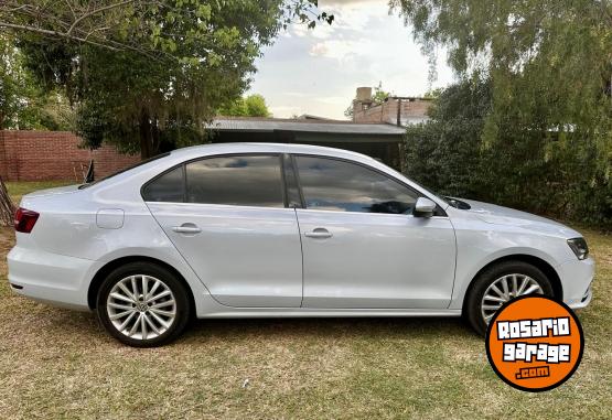 Autos - Volkswagen Vento 2018 Nafta 50000Km - En Venta