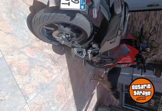 Motos - Honda Cb300f 2023 Nafta 7100Km - En Venta