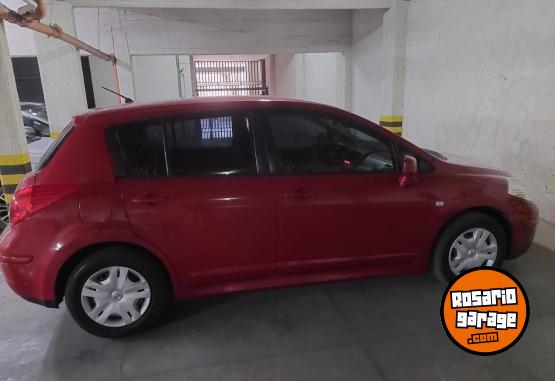 Autos - Nissan TIIDA - VISIA 2011 Nafta 180000Km - En Venta