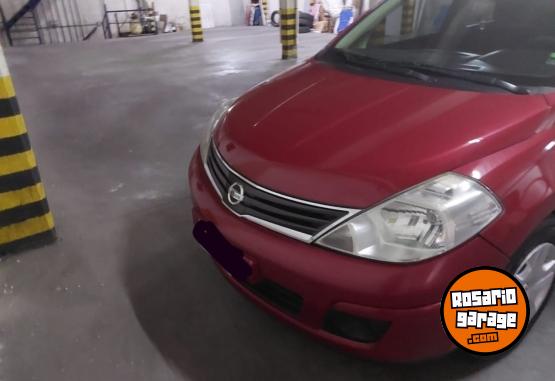 Autos - Nissan TIIDA - VISIA 2011 Nafta 180000Km - En Venta