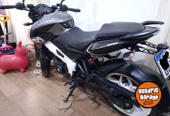 Motos - Bajaj Ns 200 2022 Nafta 11000Km - En Venta