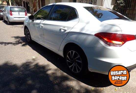 Autos - Citroen C4 lounge Vento Cruze 2017 Nafta 113000Km - En Venta