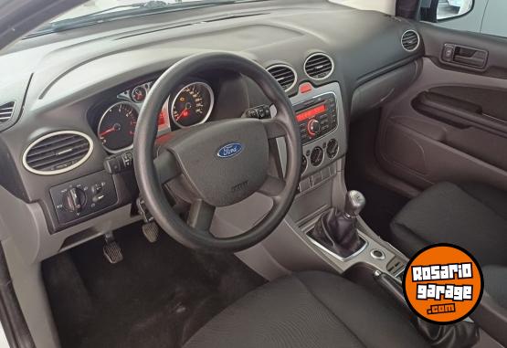 Autos - Ford Focus 2014 GNC 140000Km - En Venta