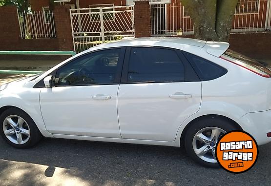 Autos - Ford Focus trend 2012 Nafta 128000Km - En Venta