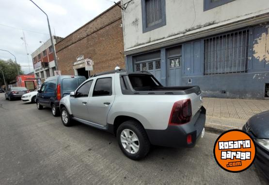 Camionetas - Renault Oroch 2017 GNC 109000Km - En Venta