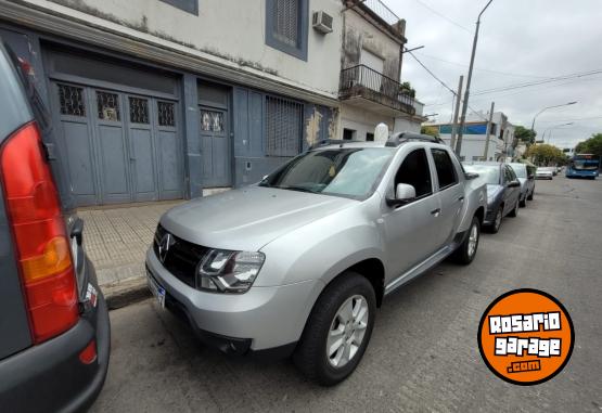 Camionetas - Renault Oroch 2017 GNC 109000Km - En Venta