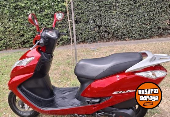 Motos - Honda ELITE 2014 Nafta 24000Km - En Venta