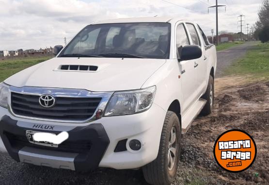 Camionetas - Toyota Hilux 2015 Diesel 138000Km - En Venta