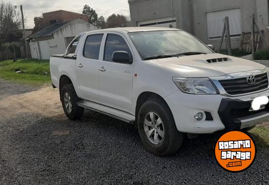 Camionetas - Toyota Hilux 2015 Diesel 138000Km - En Venta