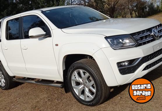 Camionetas - Volkswagen Amarok v6 highline 2019 Diesel 130000Km - En Venta