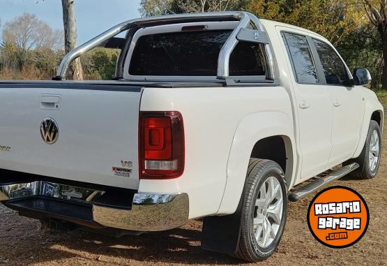 Camionetas - Volkswagen Amarok v6 highline 2019 Diesel 130000Km - En Venta