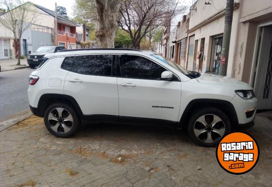 Camionetas - Jeep Compass longitude 2017 Nafta 118000Km - En Venta