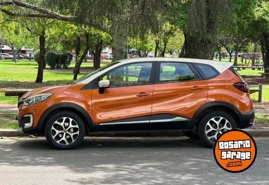 Camionetas - Renault Captur 2017 Nafta 80200Km - En Venta