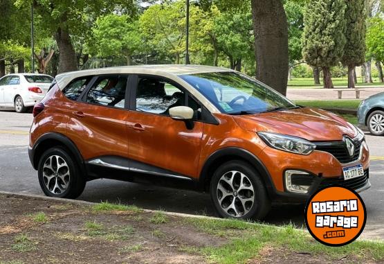 Camionetas - Renault Captur 2017 Nafta 80200Km - En Venta