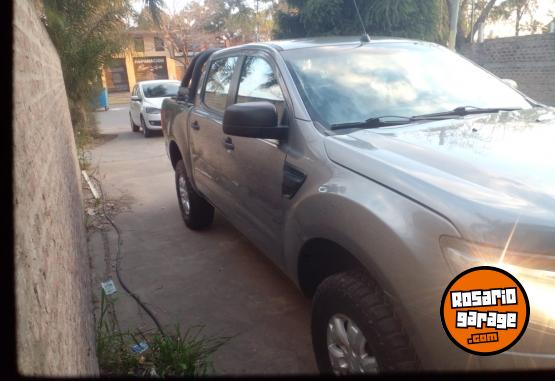 Camionetas - Ford Ranger 2015 Diesel 150000Km - En Venta