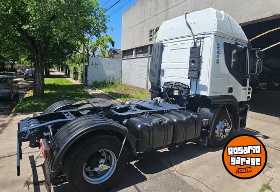 Camiones y Gras - IVECO STRALIS 380 AO 2010 - UNICO DUEO  - IMPECABLE - En Venta