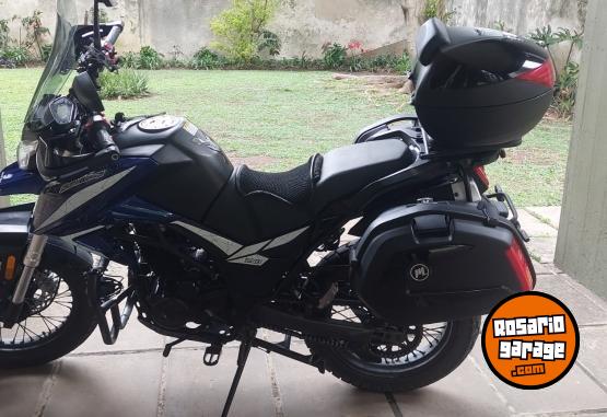 Motos - Motomel Skua aventure 250 2023 Nafta 2800Km - En Venta