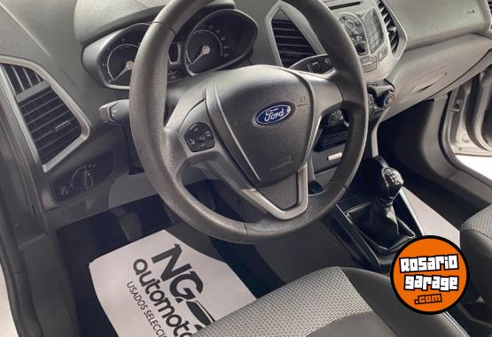 Camionetas - Ford EcoSport 2016 Diesel 140000Km - En Venta