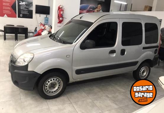 Utilitarios - Renault 2015 2015 Nafta 100000Km - En Venta