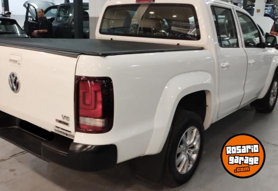 Camionetas - Volkswagen AMAROK V6 3.0 TDI COMF 2022 Diesel 62000Km - En Venta