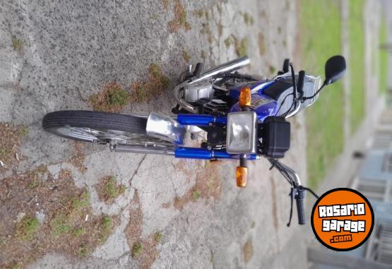 Motos - Suzuki Ax100 2019 Nafta 33000Km - En Venta