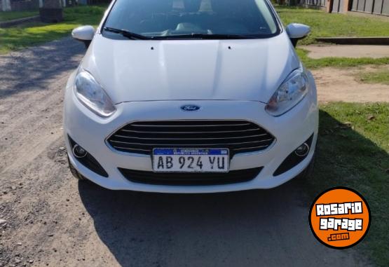 Autos - Ford Fiesta titanium 2017 Nafta 66000Km - En Venta