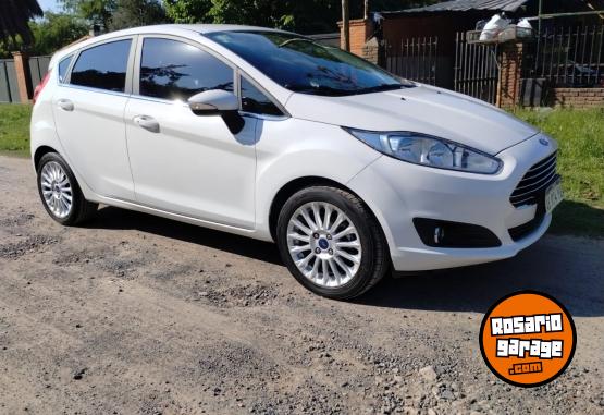 Autos - Ford Fiesta titanium 2017 Nafta 66000Km - En Venta