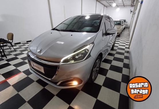 Autos - Peugeot 208 golf 207 fiesta crono 2017 Nafta 89000Km - En Venta