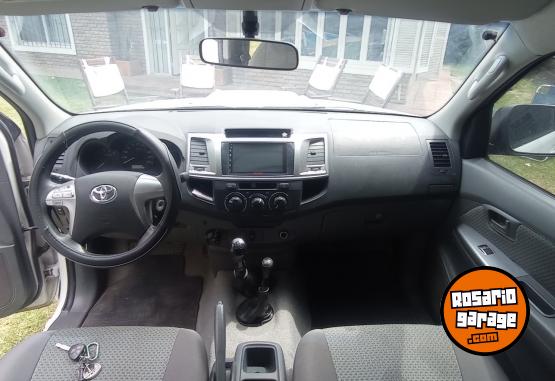 Camionetas - Toyota Hilux 2.5 4x4 2014 Diesel 310000Km - En Venta