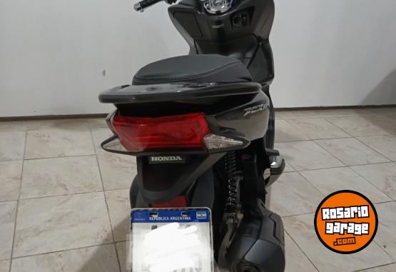 Motos - Honda Pcx 150 2018 Nafta 31000Km - En Venta