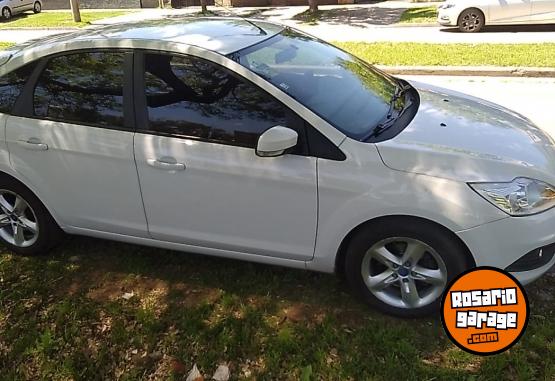 Autos - Ford Focus 2012 Nafta 128000Km - En Venta