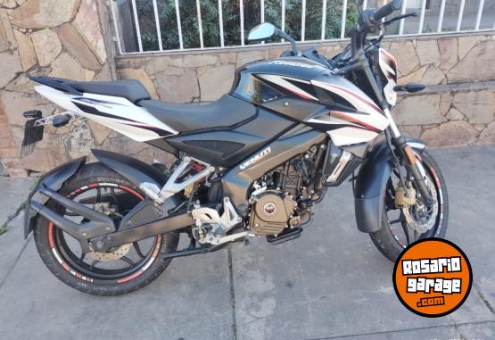 Motos - Bajaj Rouser NS 200 2015 Nafta 17000Km - En Venta