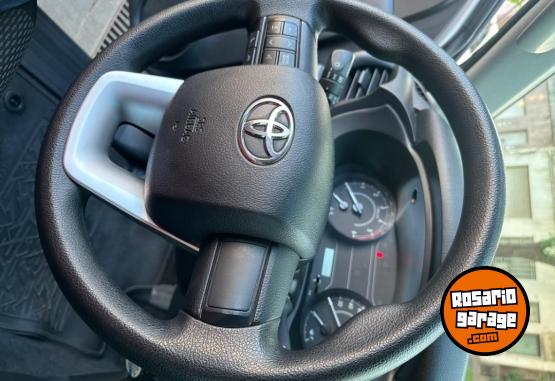 Camionetas - Toyota HILUX DX 2018 Diesel 109000Km - En Venta