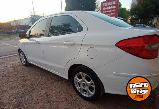 Autos - Ford KA 2018 GNC 92000Km - En Venta