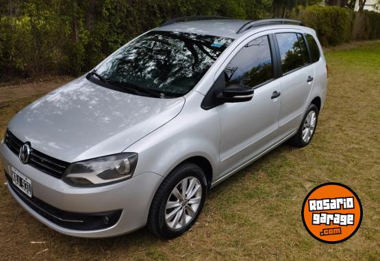 Autos - Volkswagen suran trendline 2011 GNC  - En Venta