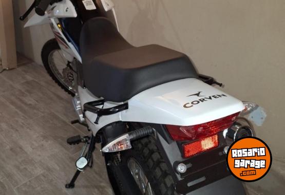 Motos - Corven Triax 150 2023 Nafta 50Km - En Venta